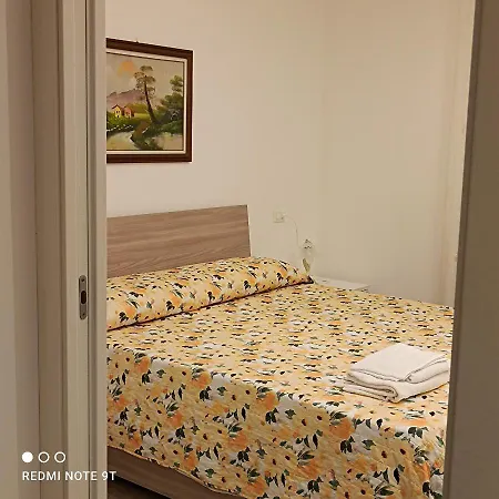 Διαμέρισμα Lilibet *